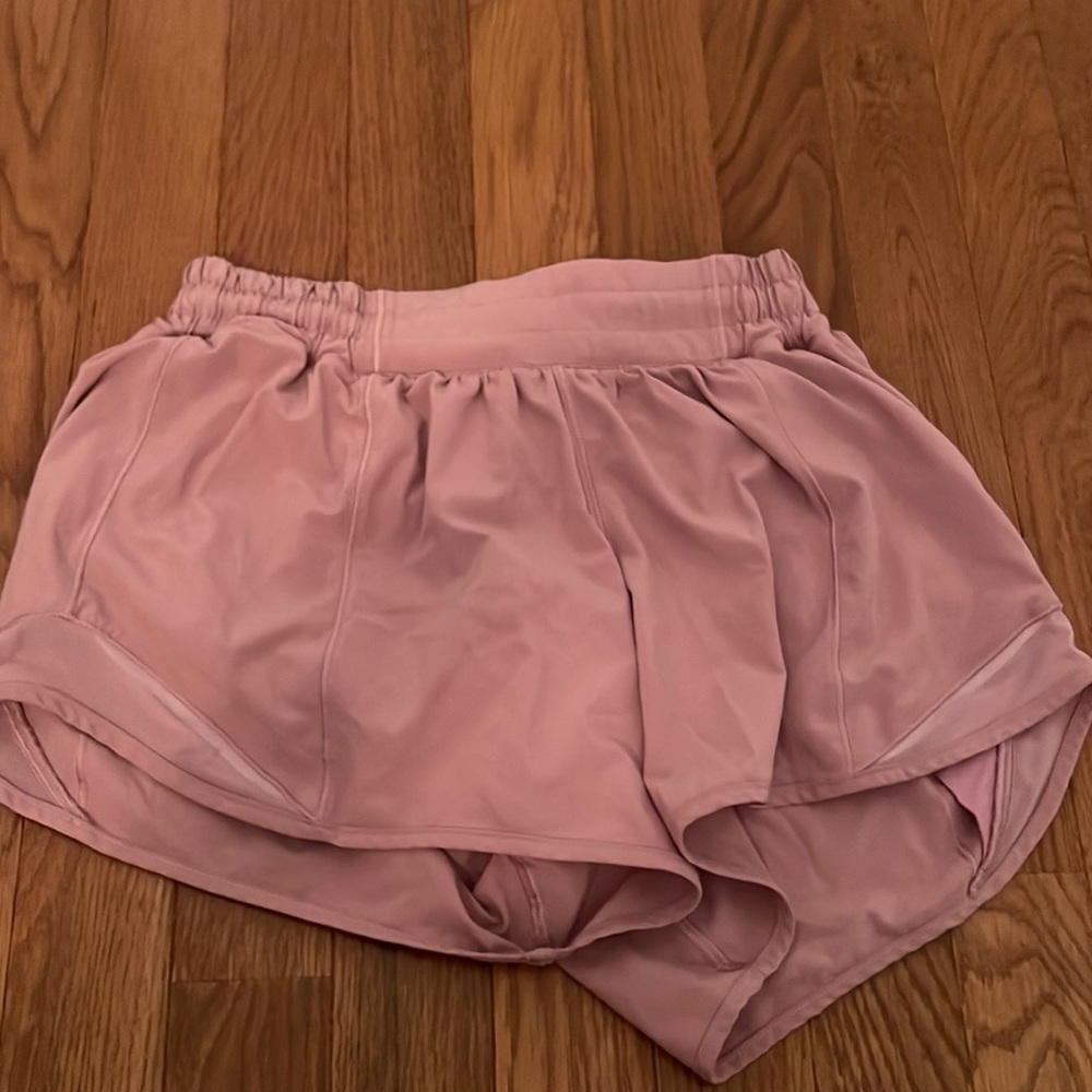 size 4 lulu lemon shorts